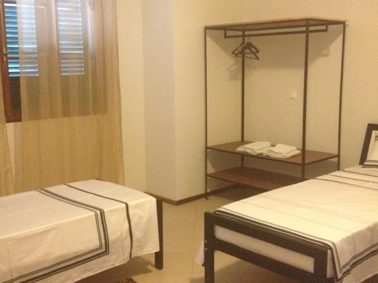 Residencial Monte Cara Bed and Breakfast Mindelo Exteriör bild
