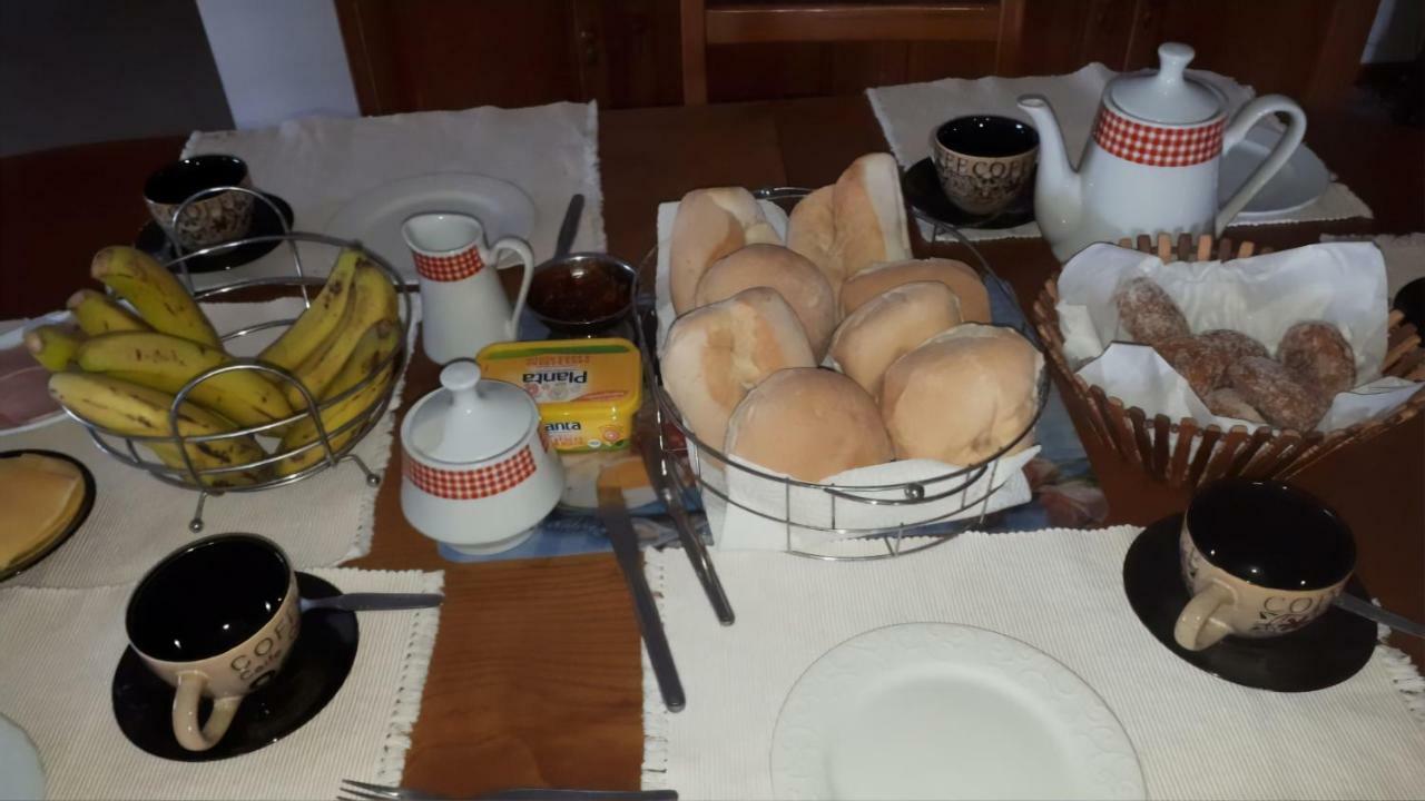 Residencial Monte Cara Bed and Breakfast Mindelo Exteriör bild